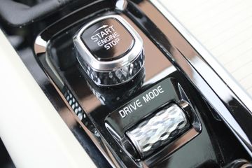 Voertuigafbeelding 21