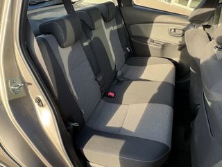 Voertuigafbeelding 28