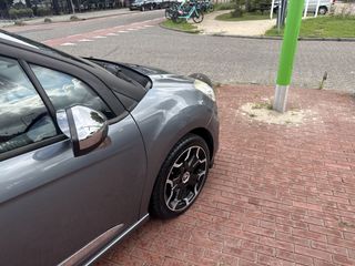 Voertuigafbeelding 32