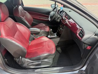 Voertuigafbeelding 48