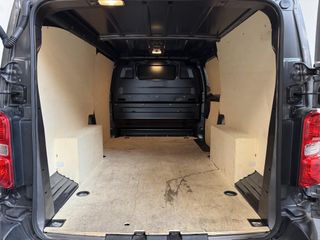 Voertuigafbeelding 25