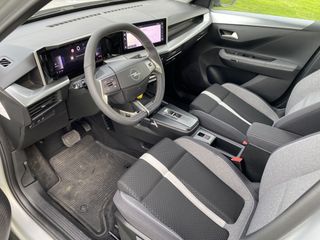 Voertuigafbeelding 12