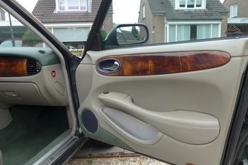 Voertuigafbeelding 13