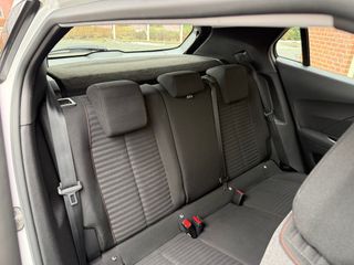 Voertuigafbeelding 36