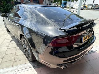 Voertuigafbeelding 6