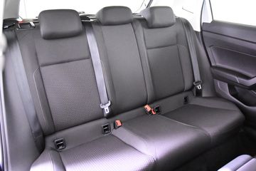 Voertuigafbeelding 24