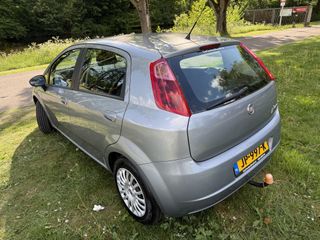 Voertuigafbeelding 23