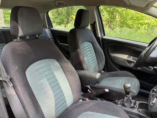 Voertuigafbeelding 35