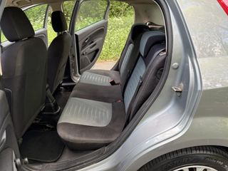 Voertuigafbeelding 37