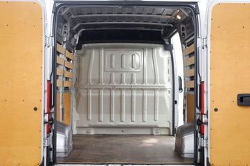 Voertuigafbeelding 4