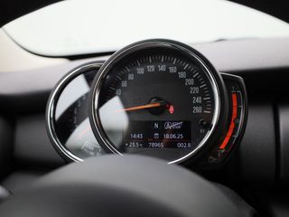 Voertuigafbeelding 19