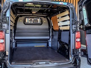 Voertuigafbeelding 47