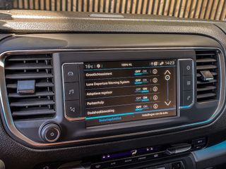 Voertuigafbeelding 65