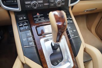 Voertuigafbeelding 16