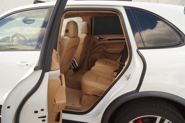 Voertuigafbeelding 7