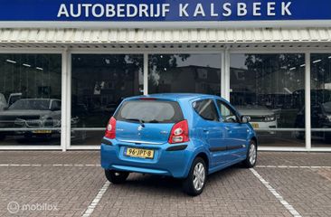 Voertuigafbeelding 6