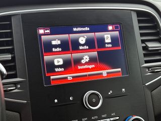 Voertuigafbeelding 6