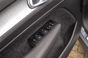 Voertuigafbeelding 36