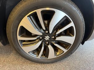 Voertuigafbeelding 5