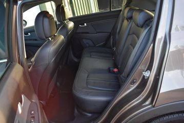 Voertuigafbeelding 8