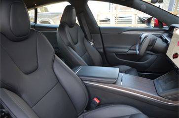 Voertuigafbeelding 2