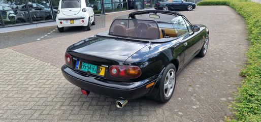 Voertuigafbeelding 11