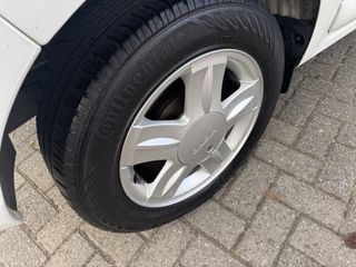 Voertuigafbeelding 15