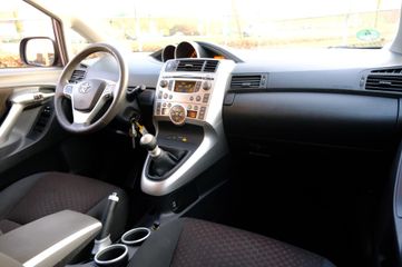 Voertuigafbeelding 4