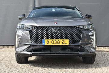 Voertuigafbeelding 3