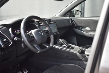 Voertuigafbeelding 5