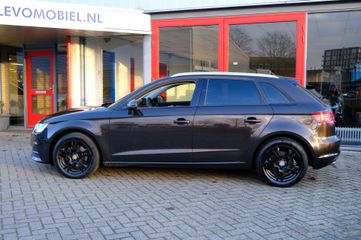 Voertuigafbeelding 27