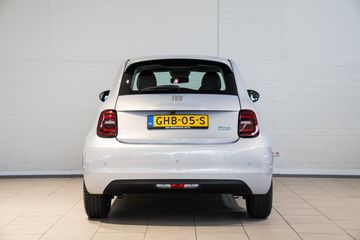 Voertuigafbeelding 6