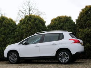 Voertuigafbeelding 4