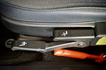 Voertuigafbeelding 18