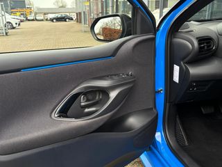 Voertuigafbeelding 12