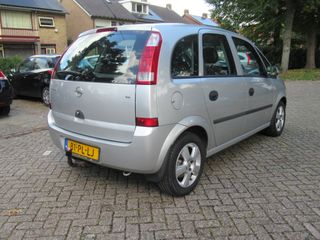 Voertuigafbeelding 2