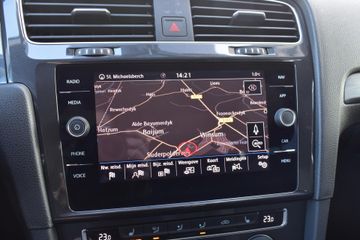 Voertuigafbeelding 8