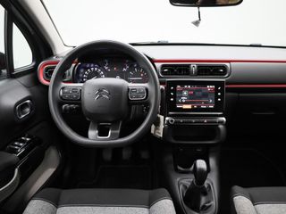 Voertuigafbeelding 6