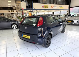 Voertuigafbeelding 10