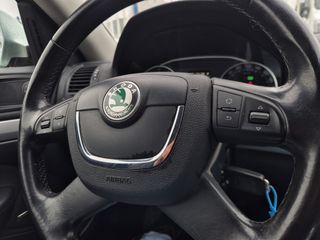 Voertuigafbeelding 16