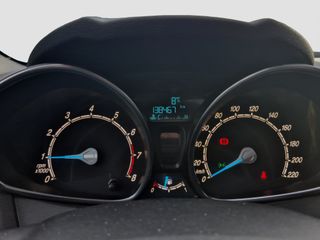 Voertuigafbeelding 9