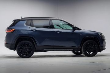 Voertuigafbeelding 38