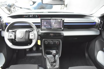 Voertuigafbeelding 8