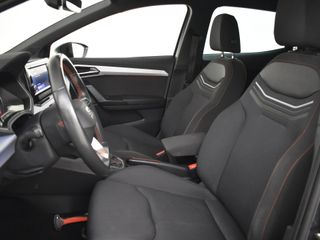 Voertuigafbeelding 6