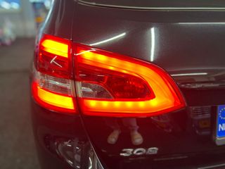 Voertuigafbeelding 17