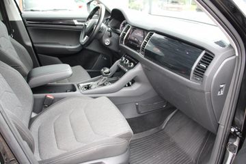 Voertuigafbeelding 24