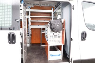 Voertuigafbeelding 13