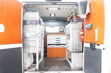 Voertuigafbeelding 4