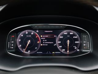 Voertuigafbeelding 13