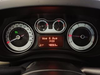 Voertuigafbeelding 13